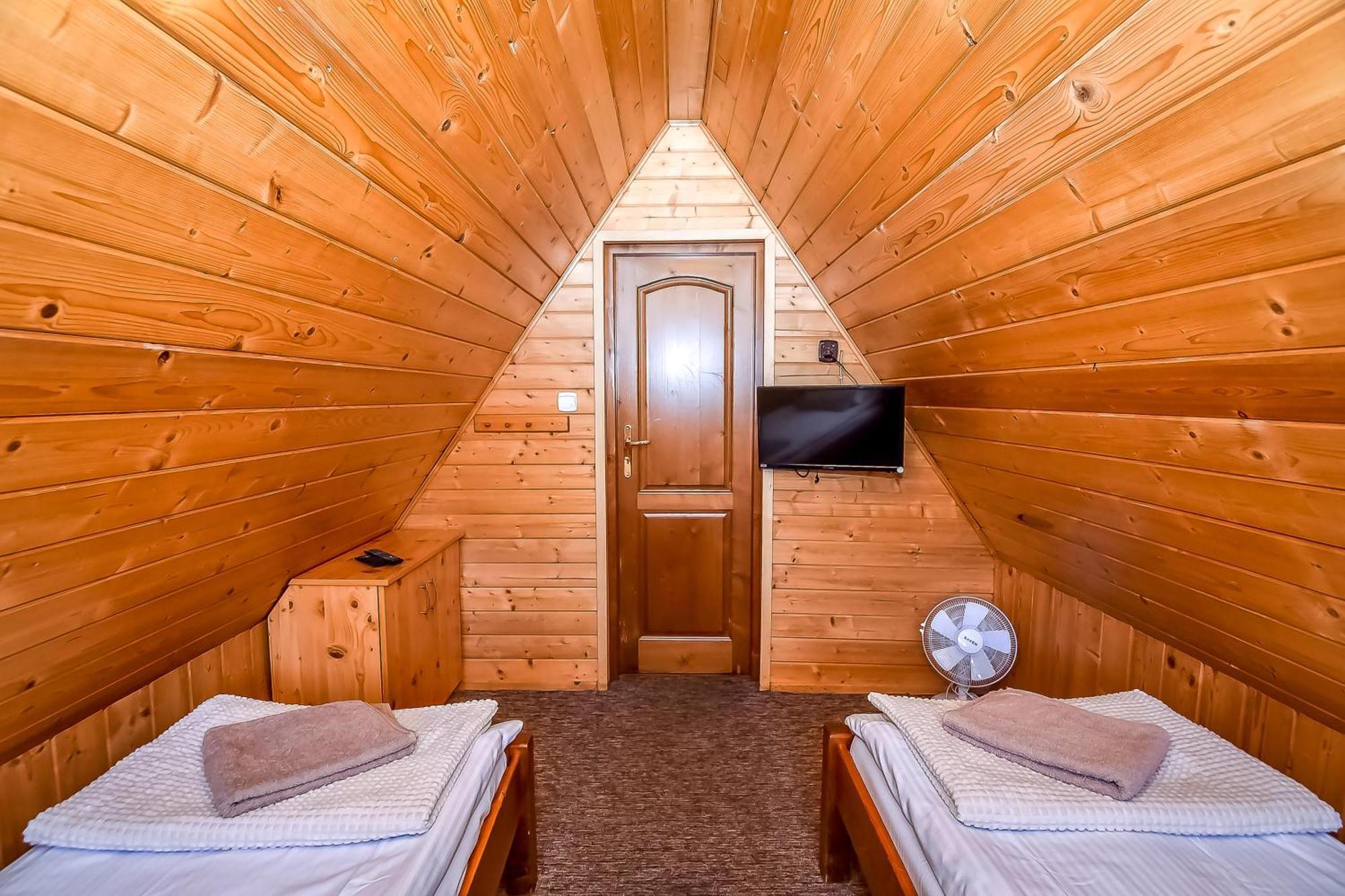 U Topora Z Jacuzzi - 80M Do Stacji Narciarskiej Ciche Małe Esterno foto